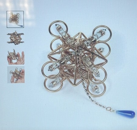 ✨ 24K Forgylt Hellig Geometrisk Kors – basert på Oktaederet ✨